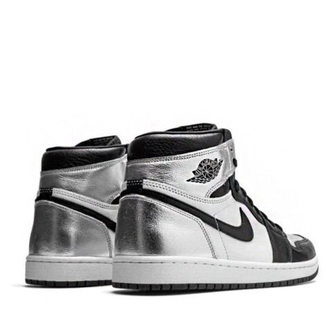 Air Jordan 1 Retro High OG "Silver Toe"